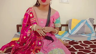 Indian गांड फाड़ सेक्स करती हुई सारा भाभी अपनी गांड के छेद में लंड को गुस्सा कर मजा लेती सारा भाभी roughly Hindi audio
